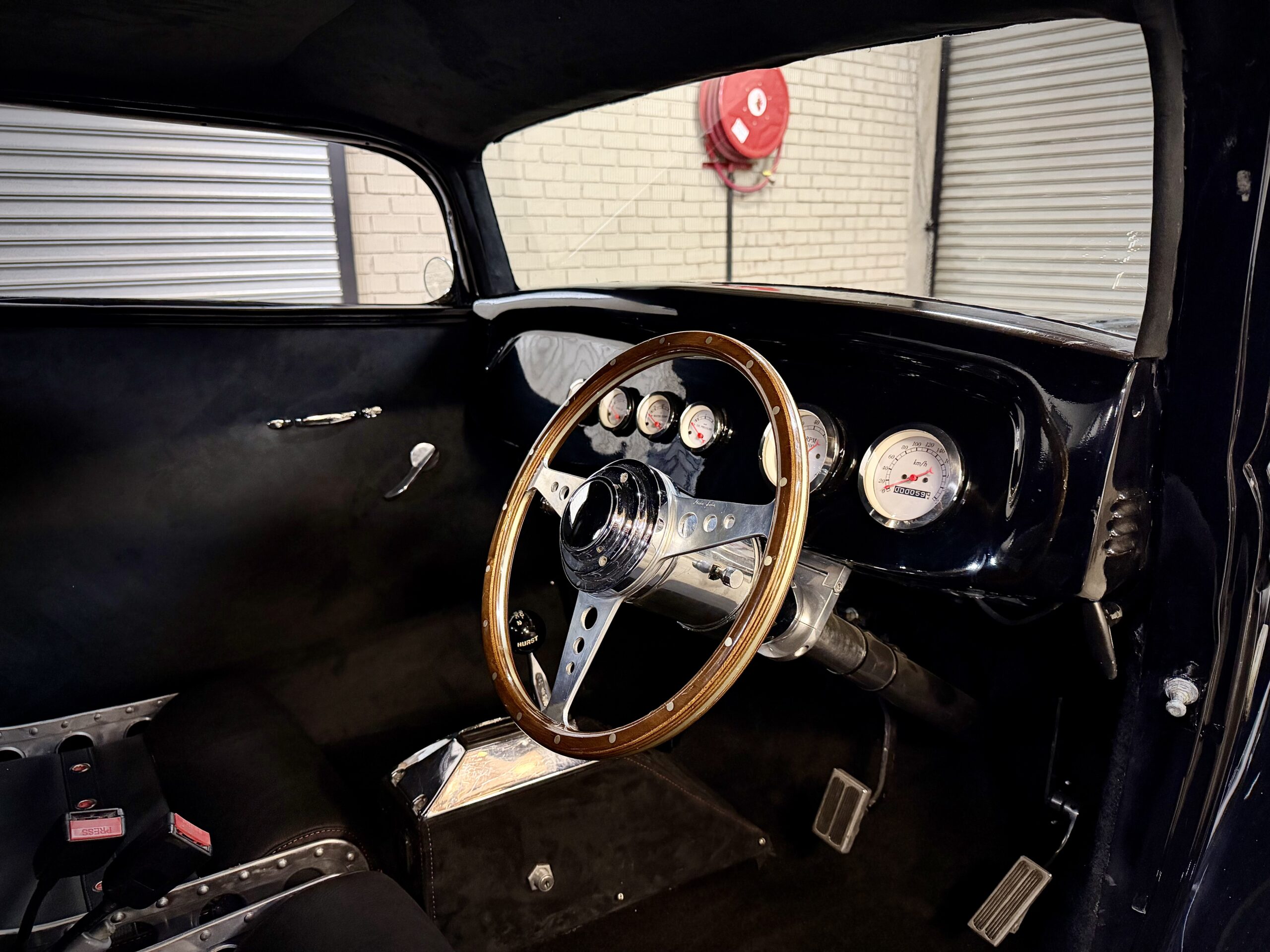 1934 Ford 3-Window Hot-Rod